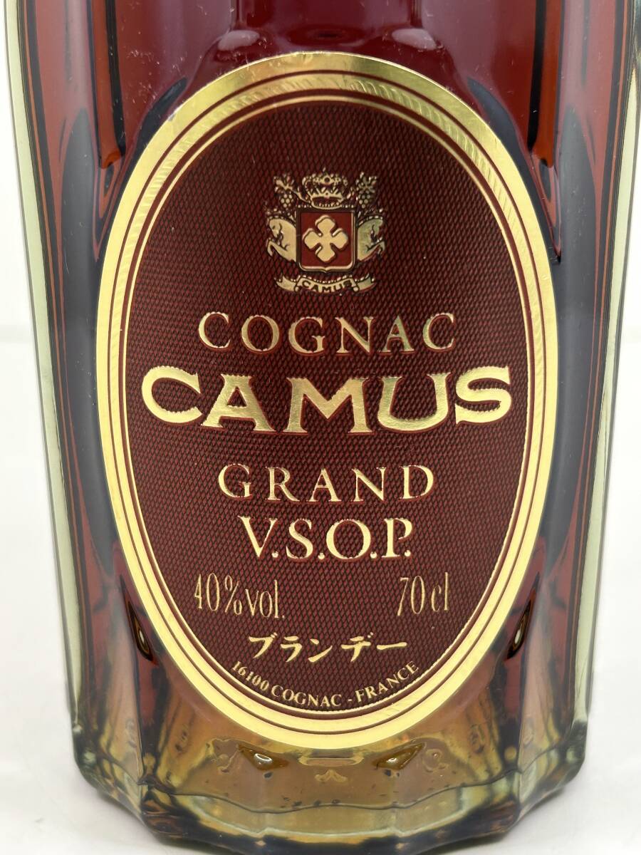 0604-64 0153【1円スタート】 カミュ　CAMUS　グランド　GRAND V.S.O.P　コニャック　ブランデー　700ml　40％　未開栓　古酒_画像3