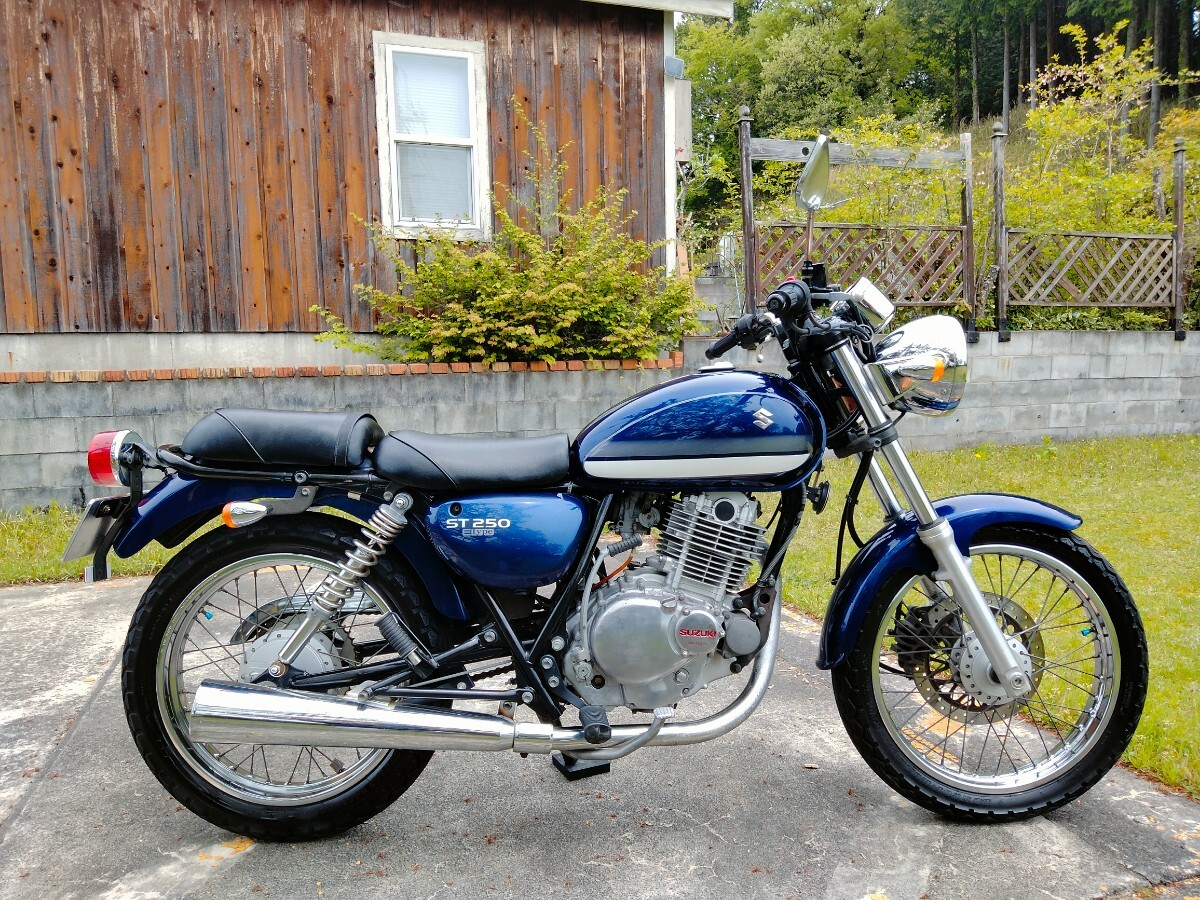 SUZUKI ST250 ガレージ保管の画像1