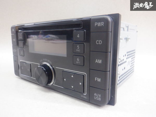 【特価品】トヨタ純正 CDデッキ CDプレイヤー オーディオプレイヤー USB AUX08600-00P10 棚2J22_画像1