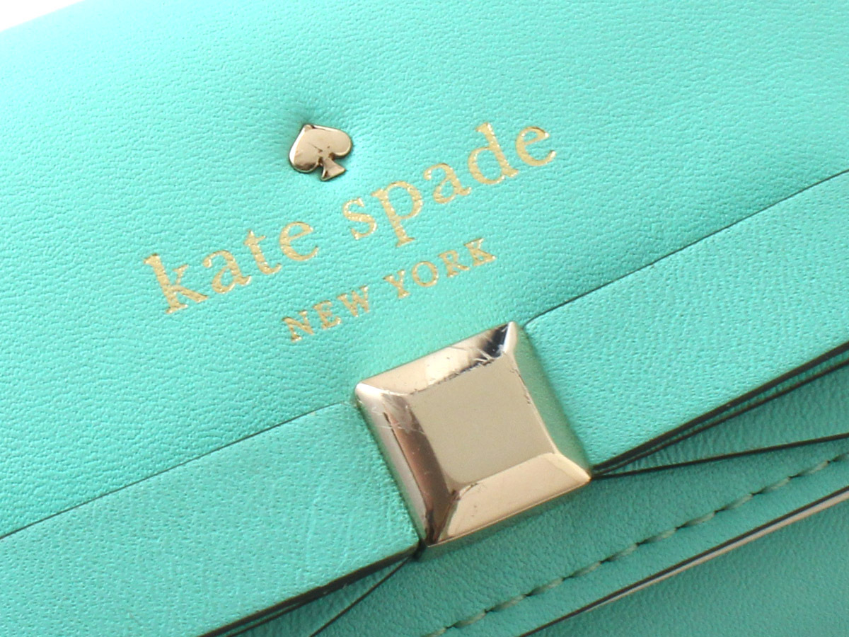 E16905 新品未使用 kate spade ケイトスペード 二つ折り財布 レザー ミニウォレット 箱付き パスケース キーリング付 牛革 ライトグリーンの画像8