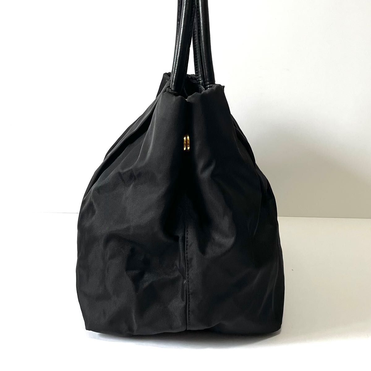 【美品】PRADA プラダ リボン ハンドバッグ トートバッグ ナイロン×レザー 【美品】PRADA プラダ リボン ハンドバッグ トートバッグ ナイロン×レザー