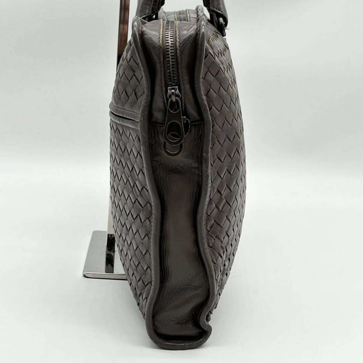 ●高級●BOTTEGA VENETA ボッテガヴェネタ ビジネスバッグ トートバッグ 鞄 かばん イントレチャート 編み込み A4 PC 本革 レザー ブラウンの画像5