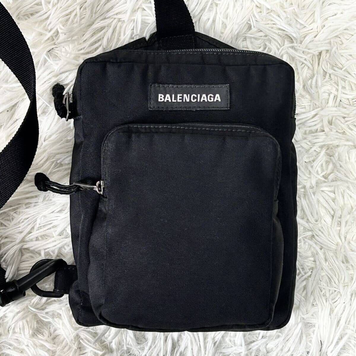 ●極美品●BALENCIAGA バレンシアガ エクスプローラー ボディバッグ ショルダーバッグ 鞄 かばん キャンバス 斜め掛け可 メンズ 黒の画像2