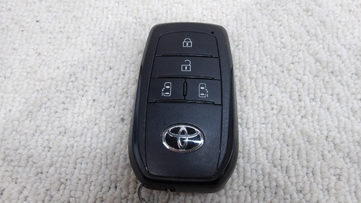 б/у Toyota Sienta MXPL10G "умный" ключ дистанционный ключ обе стороны с электроприводом скользящий ( полки 3503-D308)