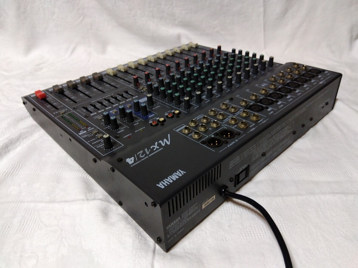 YAMAHA ヤマハ MIXING CONSOLE MX12/4 ミキシング コンソール 取扱説明書付き MADE IN TAIWAN アナログミキサー 動作品 中古の画像3