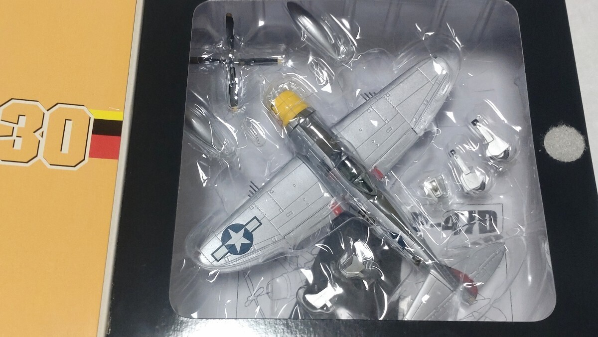 ドラゴン DRAGON 1/72 P-47D-30 サンダーボルト 362nd FG ファイブ・バイ・ファイブ（完成品）の画像3