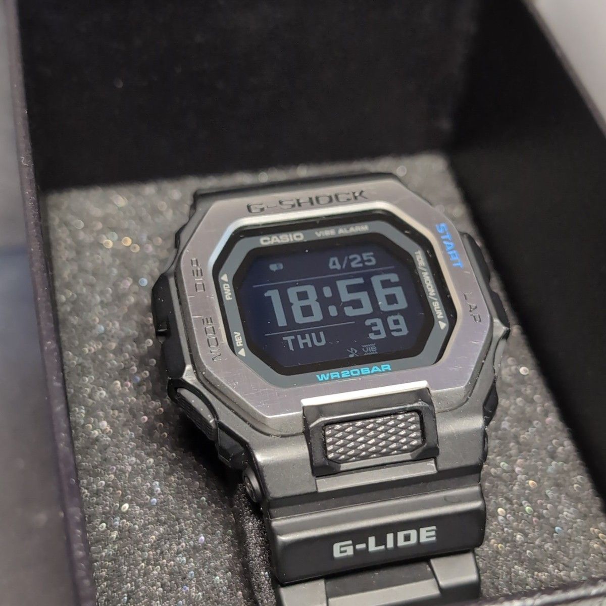 G-SHOCK G-LIDE GBX-100-1JF  Bluetooth