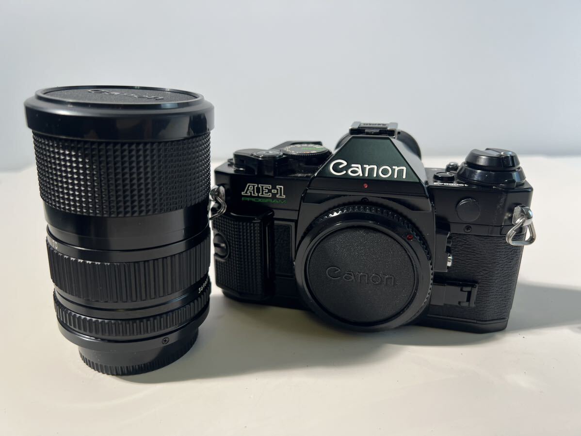 【4/28E】Canon AE-1 PROGRAM フィルムカメラ レンズ FD 35-70 1:4 動作未確認の画像1