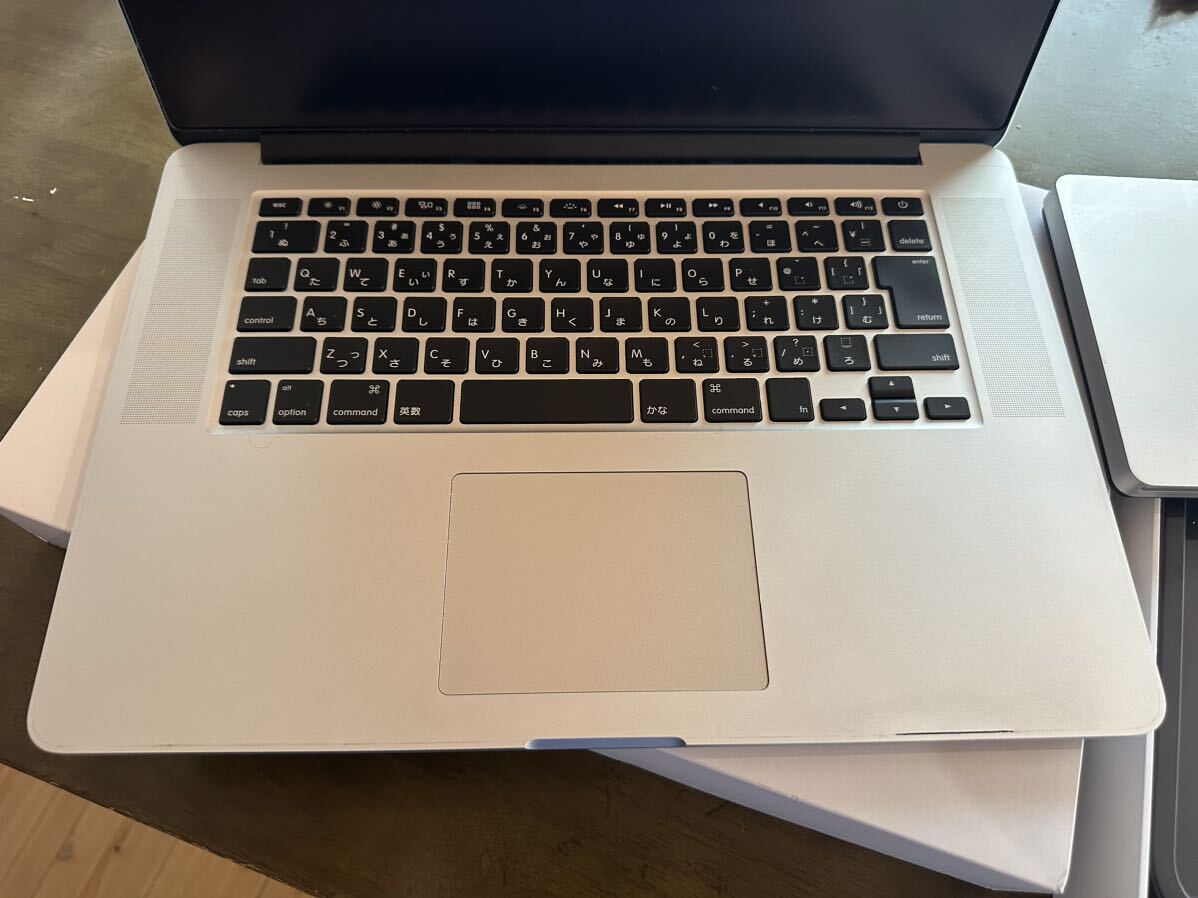 MacBook Pro 15インチ_画像2