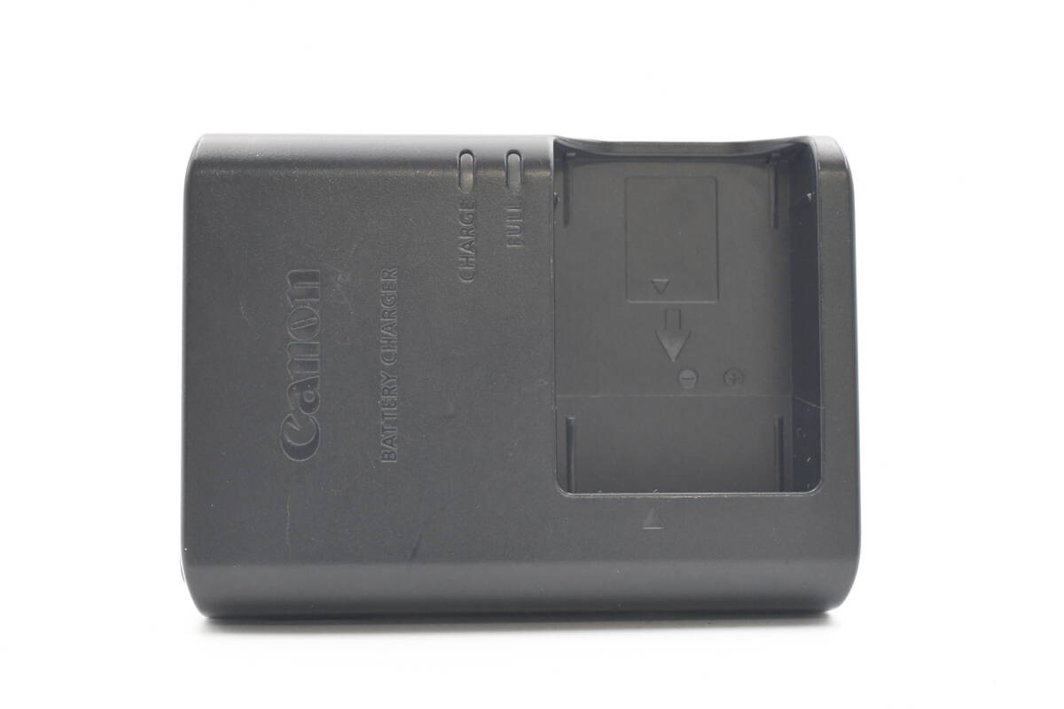 ★純正・完動・良品★Canon キャノン LC-E12 充電器 バッテリーチャージャー (ｋ-2993)の画像2