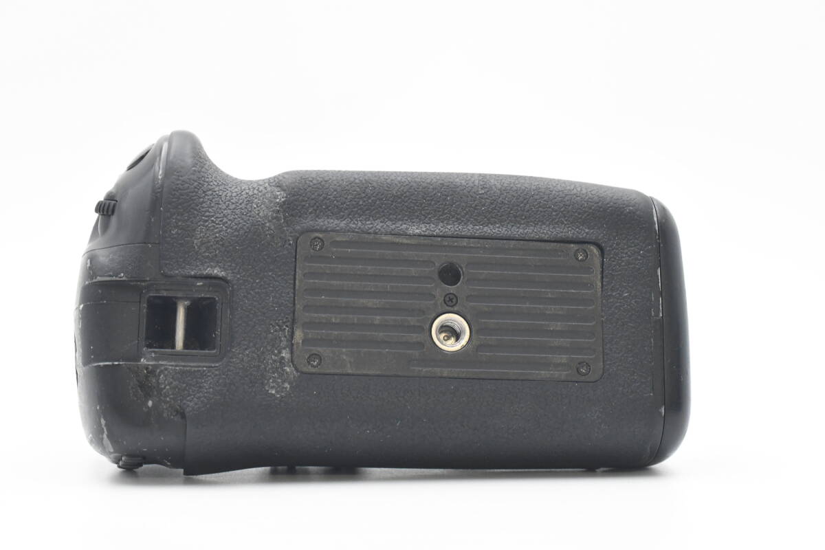 ★純正・完動・良品★cannonキャノンBATTERY GRIP BG-E20 (k-3190)の画像5