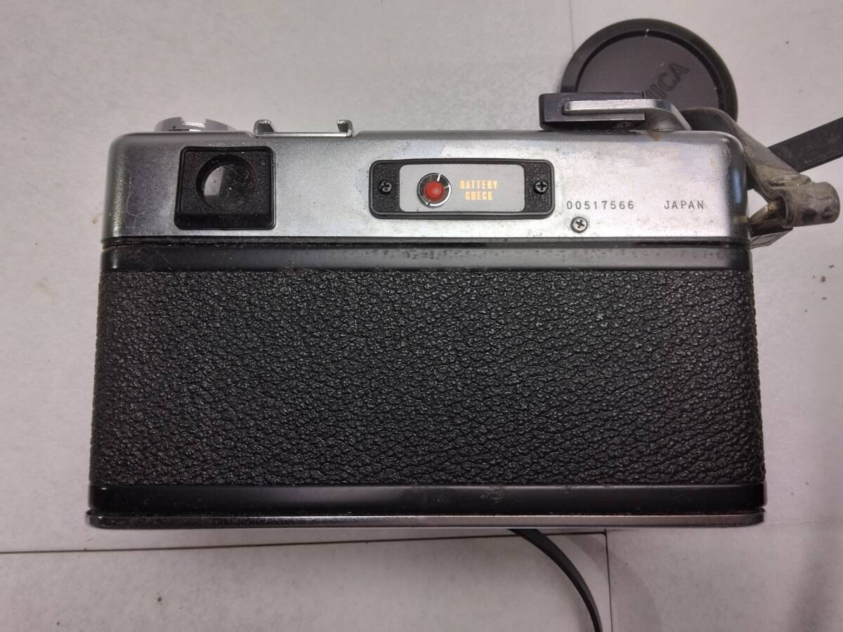 L837新23 現状品 YASHICA レンジファインダーカメラ Electro35GS ヤシカ フィルムカメラ クラシックカメラ 1:1.7 f=45mm 4/1の画像5