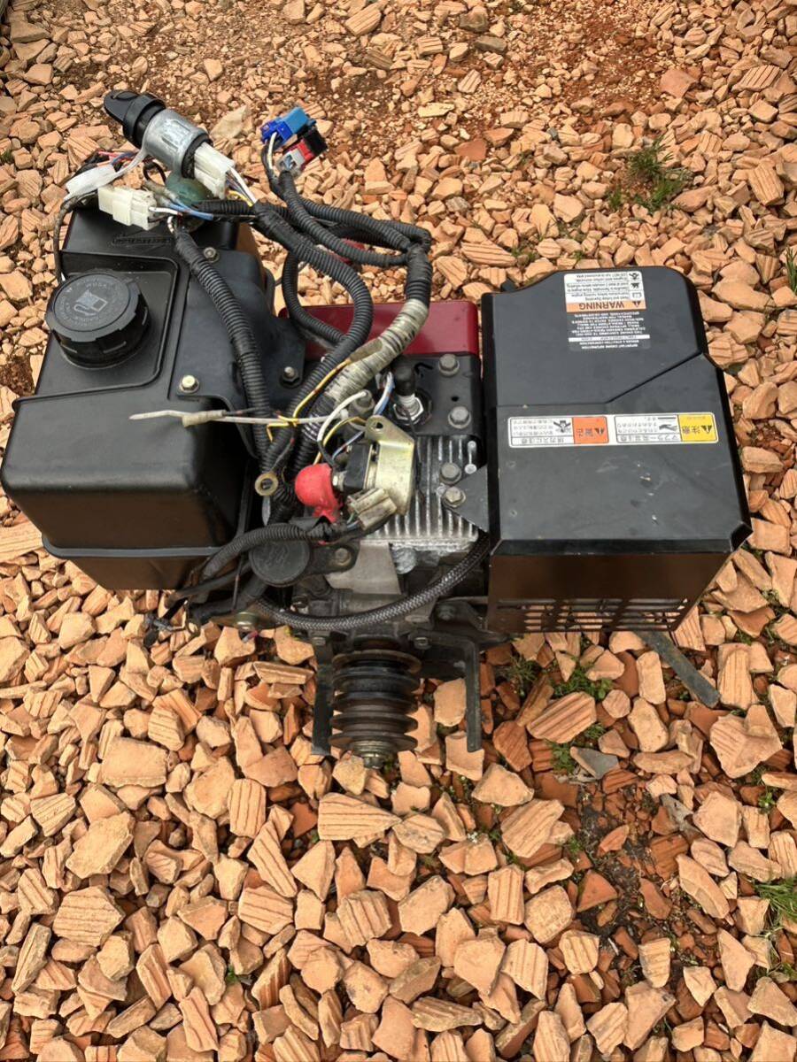 ヤナセエンジンスノースロワー88HSTから外した中古エンジン始動 ヤナセエンジンスノースロワー88HSTから外した中古エンジン始動