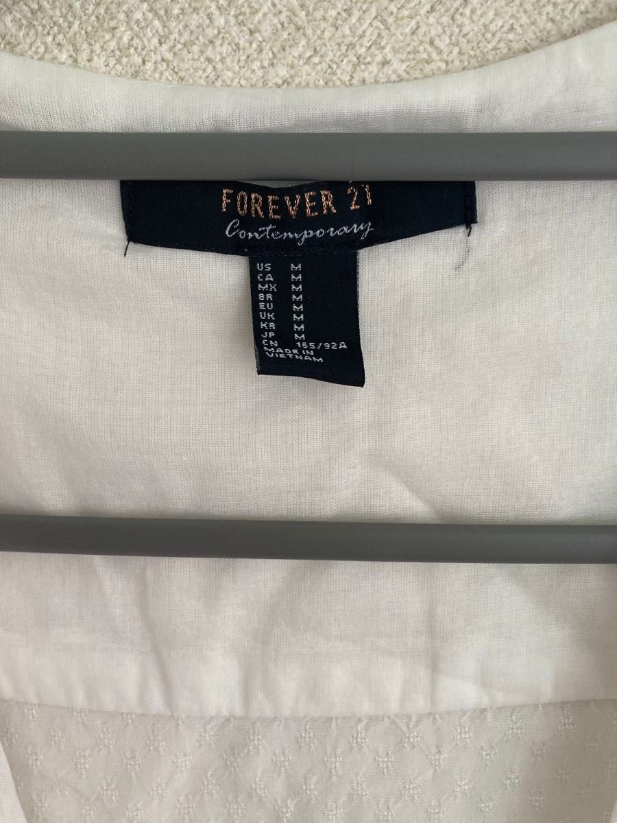 forever 21 半袖　ブラウス　ZARA H&M moussy  ホワイト