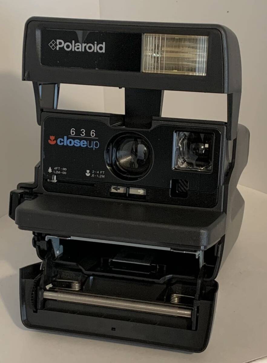 ☆良品☆ポラロイド Polaroid closeup 636 ポラロイドカメラ 動作未確認 ストラップ付の画像1