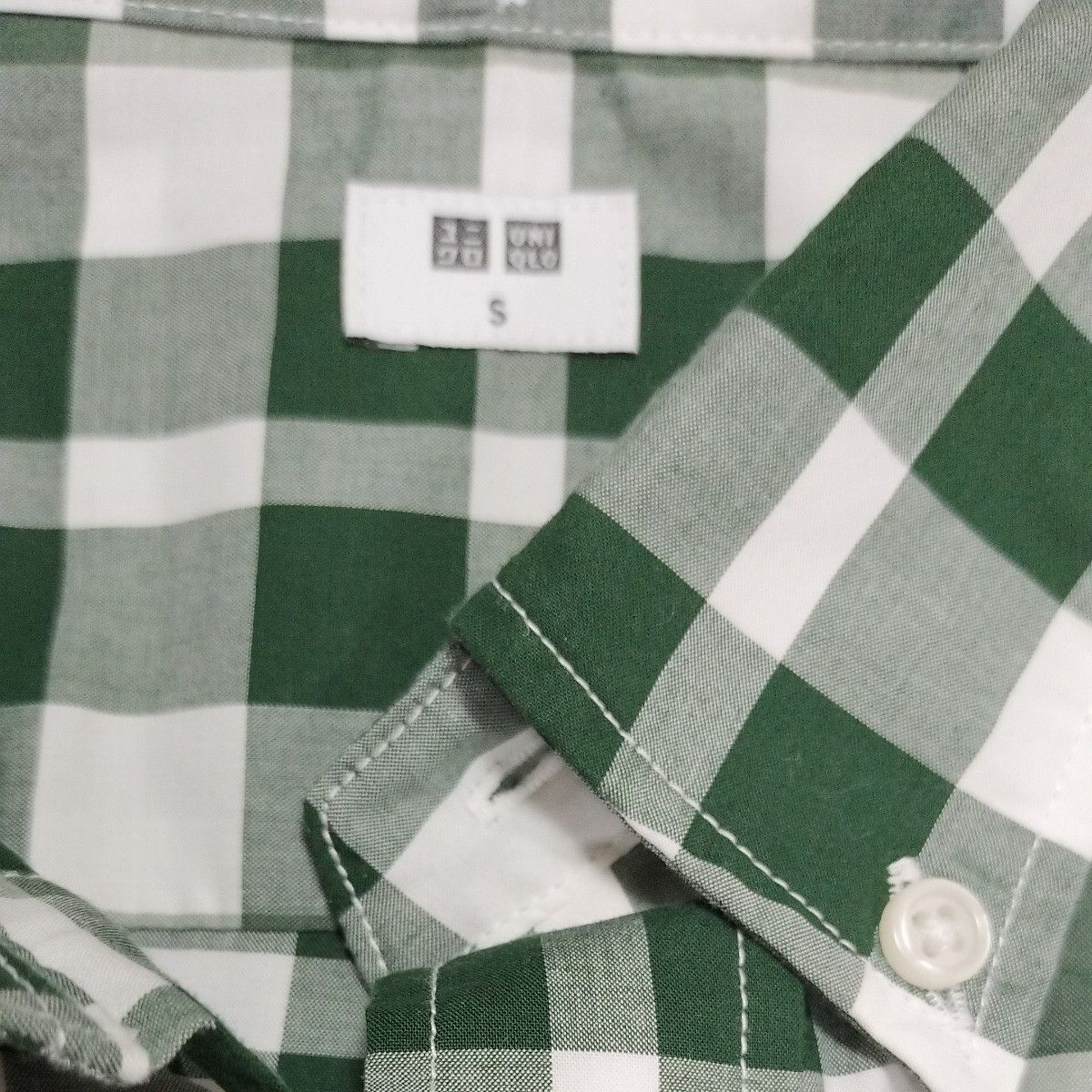 UNIQLO~ユニクロ 緑格子メンズ半袖シャツSサイズ