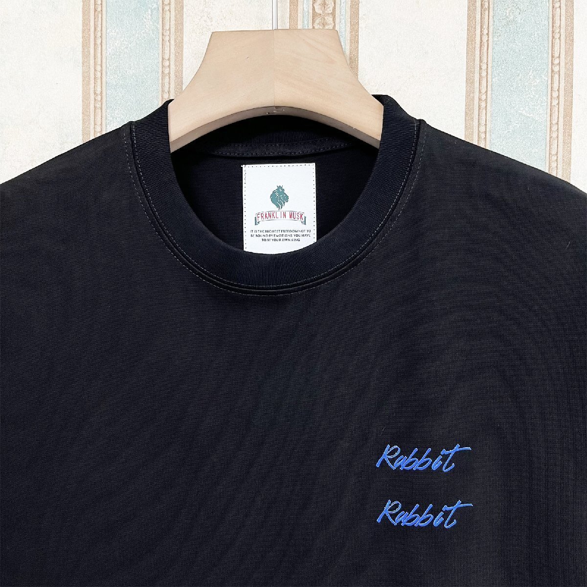 個性 定価2万 FRANKLIN MUSK・アメリカ・ニューヨーク発 半袖Tシャツ 上質 薄手 吸湿 ウサギ カットソー スタイリッシュ 日常 サイズ3の画像3