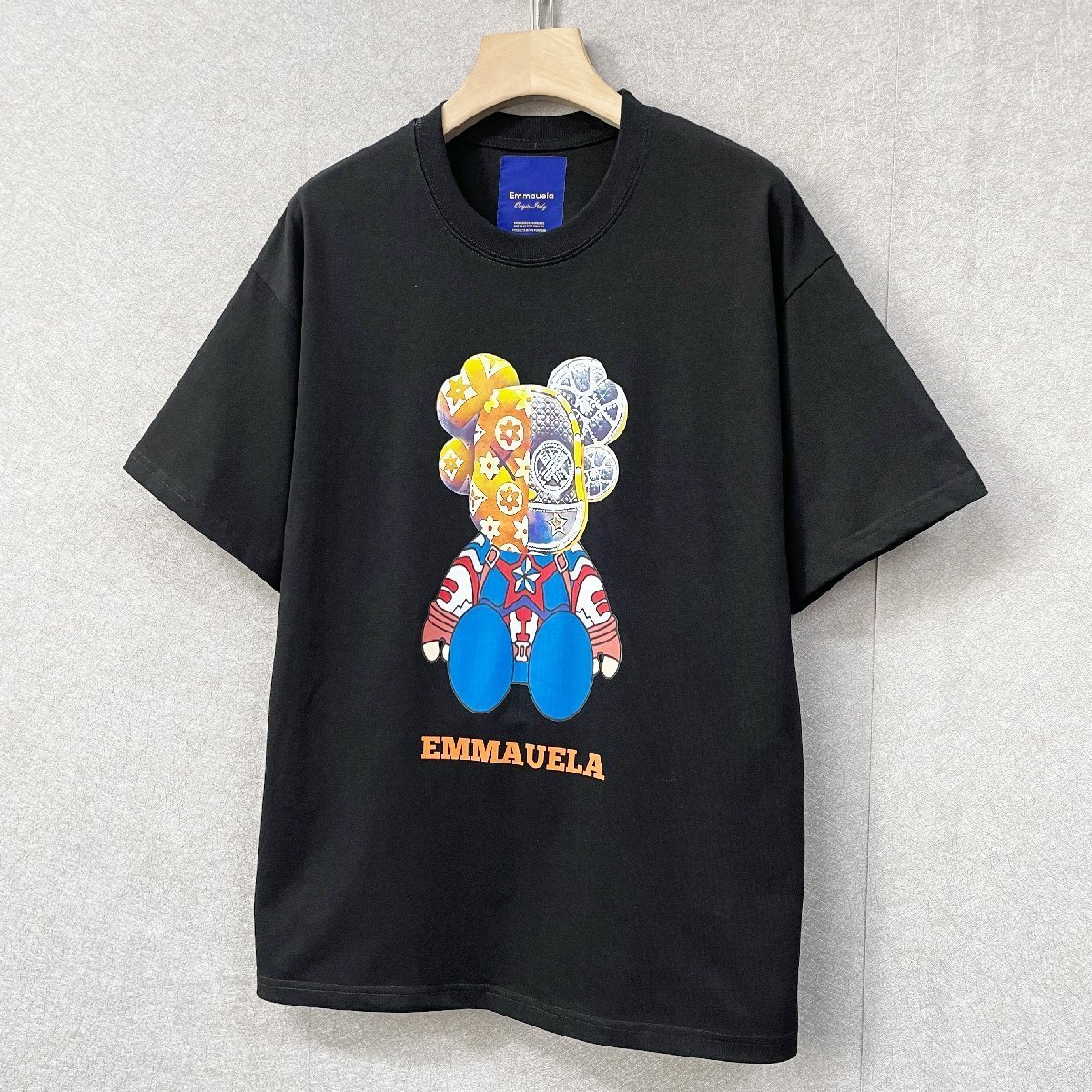 個性・半袖Tシャツ 定価2万◆Emmauela・イタリア・ミラノ発◆米国綿 吸湿 薄手 モノグラム おしゃれ ベアブリック/Bearbrick M/46サイズ_画像10