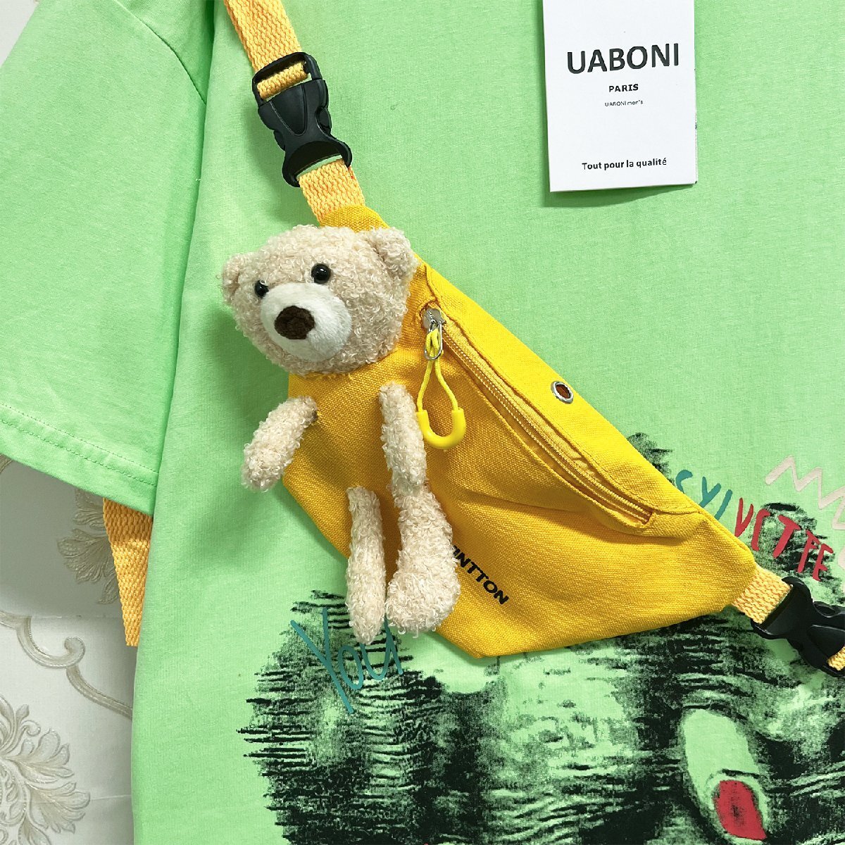 一枚限定EU製＆定価2万◆UABONI*Paris*半袖Tシャツ*ユアボニ*パリ発◆コットン 薄手 落書き 英字 ボディバッグ付き レジャー 街着 XL/50_画像3