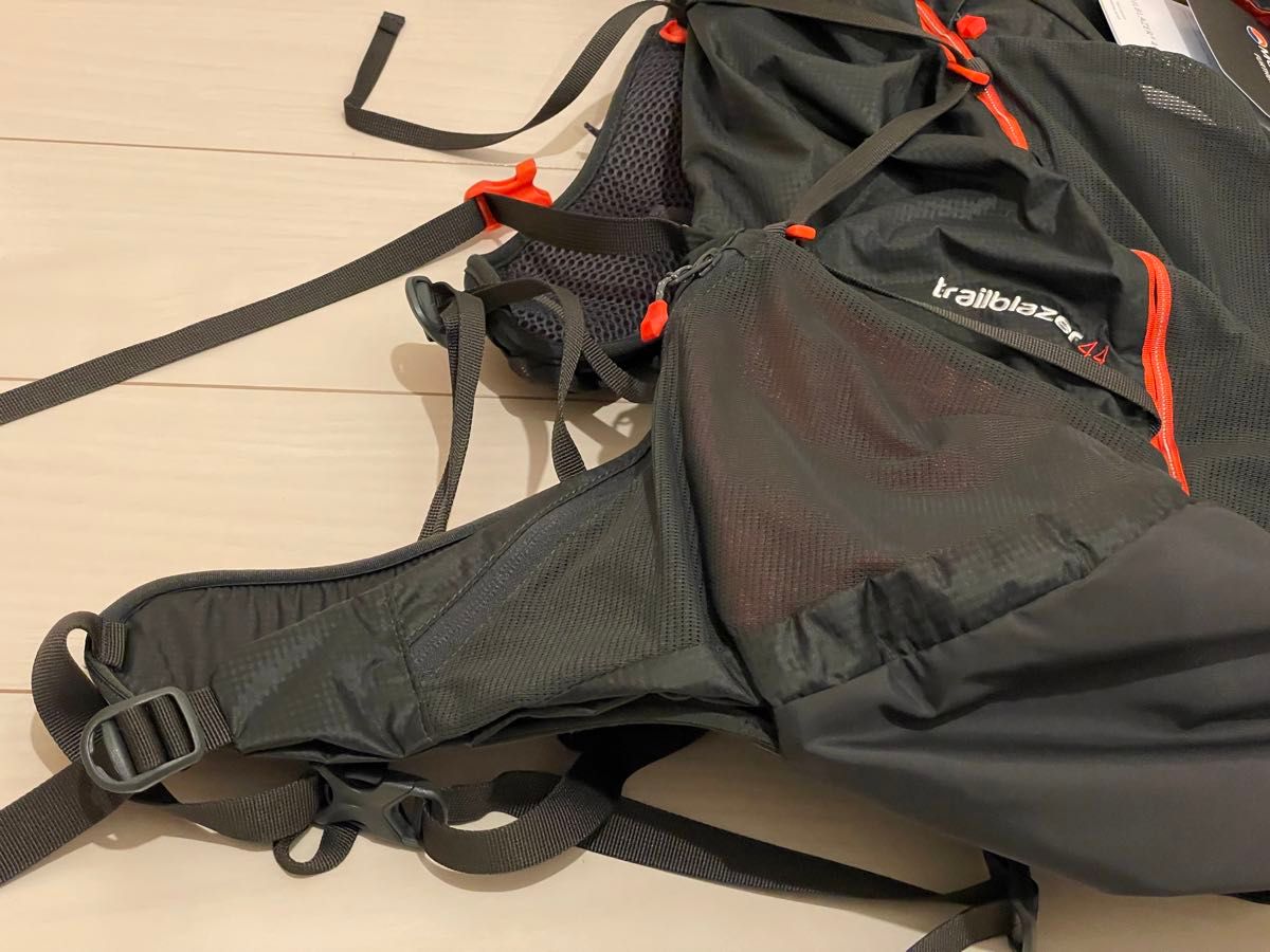 未使用 モンテイン トレイルブレイザー Montane Trailblazer 44 バックパック 軽量 登山リュック ULザック