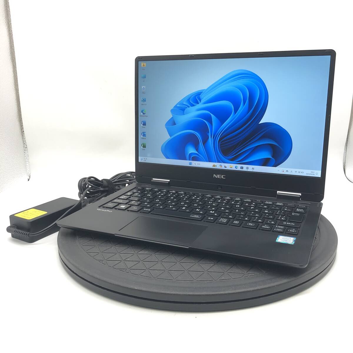 【コスパ良品】NEC VersaPro VKT12H-1 CPU 第7世代 Core i5-7Y54 メモリ8GB SSD256GB カメラ Windows11 Office 中古 PC ノートパソコン 4
