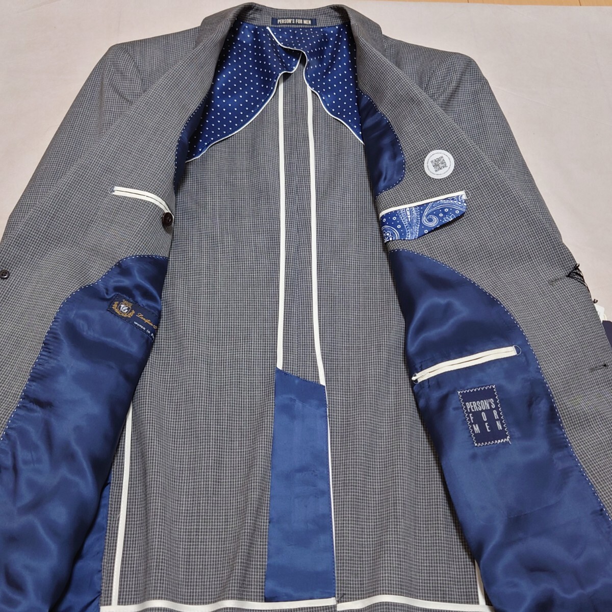 新品 未使用 イタリア スタイリッシュ スーツ 定価6.４万 AB6 TGファビオ グレー ピンチェックの画像8
