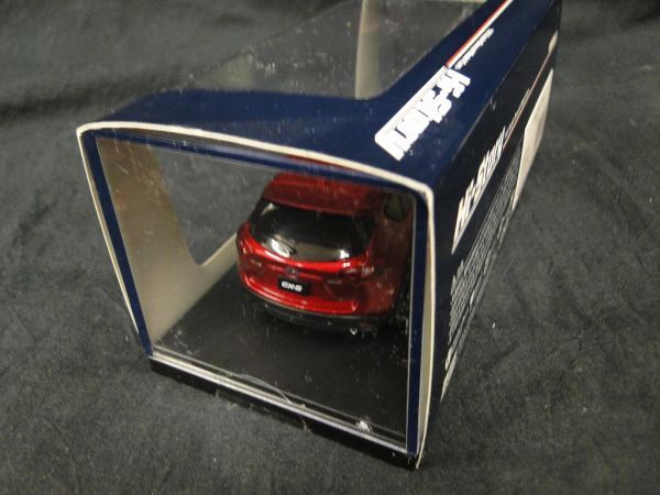 【未開封品】Hi-Story/ハイストーリー 1/43 ミニカー Hi-Story MAZDA CX-5 2015 ソウルレッドプレミアムメタリック /60サイズの画像6