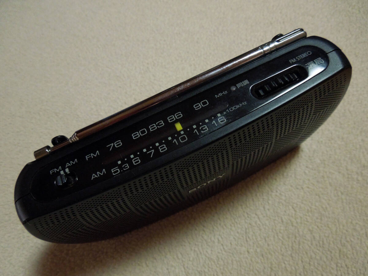 SONY ( stereo portable radio ) SRF-18_ black 