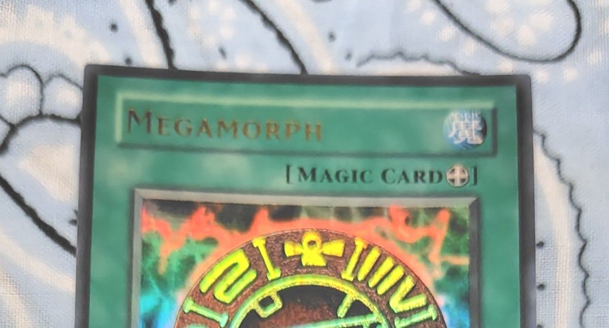 遊戯王 アジア版 英語表記 巨大化 ウルトラレア 絶版品 美品 遊戯王 アジア版 英語表記 巨大化 ウルトラレア 絶版品 美品