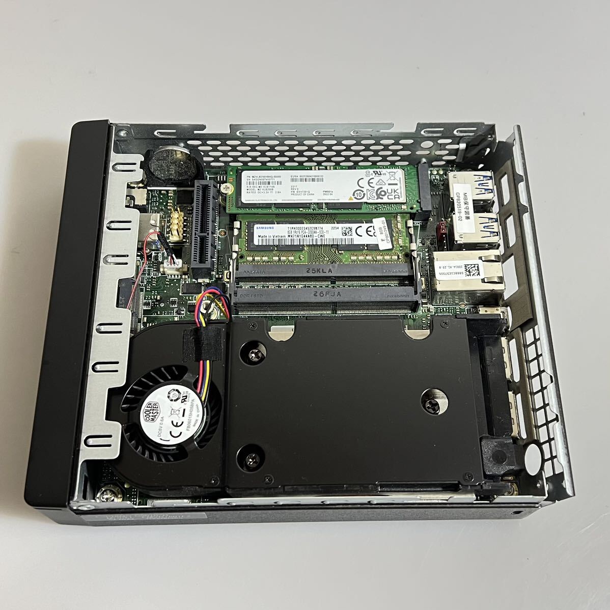 FUJITSU 富士通 小型PC ESPRIMO G9010/H ミニPC Fujitsu FMVB1601FZ i3-10100の画像3