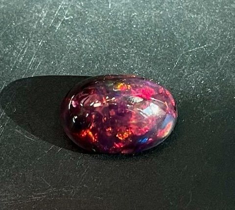 【超希少】極上大粒　最高級天然ブラックオパール　カボションルース　18×13.7mm　8.5ct　遊色綺麗　一円～