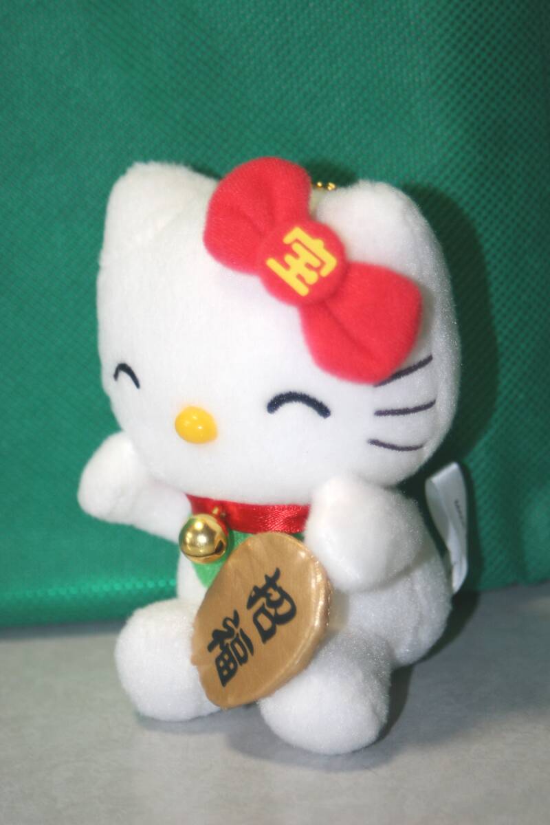 サンリオ ハローキティ 宝くじ招き猫マスコット 約10.5cm サンリオ製品 2015年 Sanrio Hello Kitty ボールチェーン付きぬいぐるみ 招福 鈴の画像6