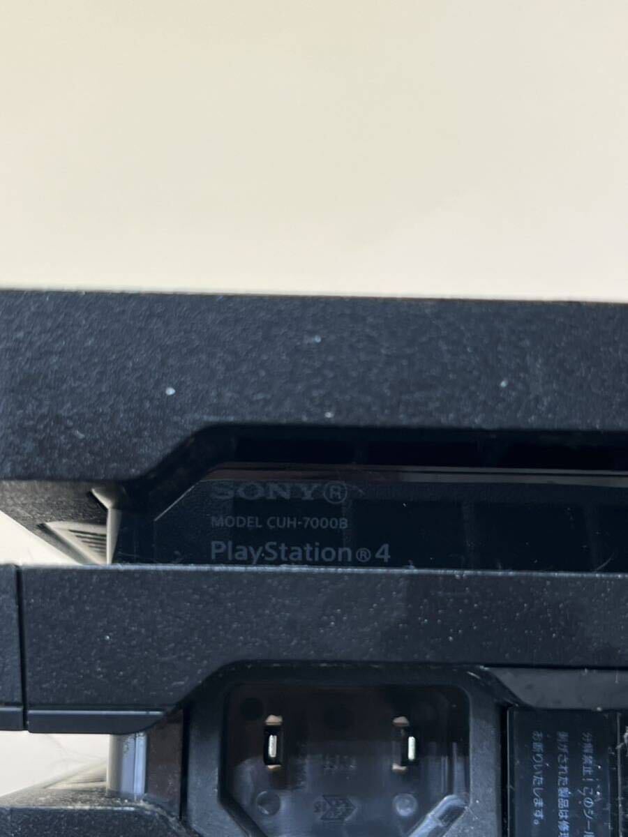 【通電確認済み】PS4 Pro 本体 コントローラー 2点セット 1TB ブラック SONY PlayStation4 CUH-7000B プレステ4プロ 