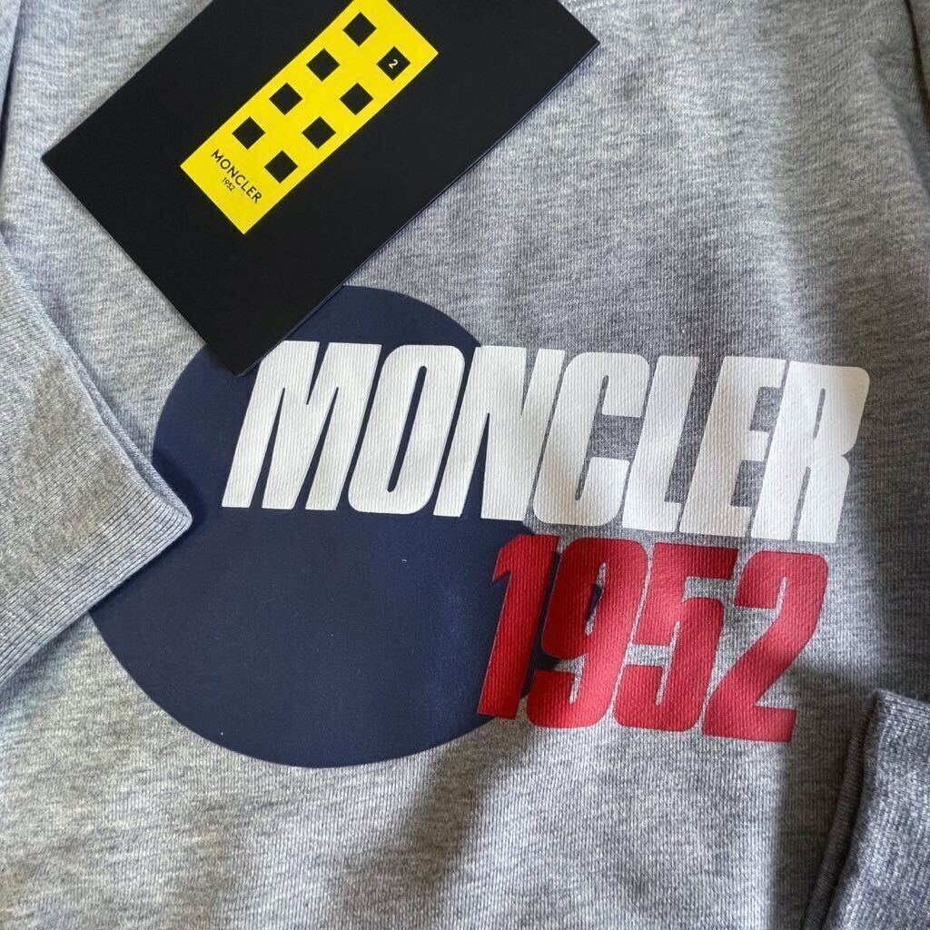 新入荷 本物 新品 40601086 MONCLERモンクレール1952/CREWNECK WITH ROGO サイズXL 大人気 限定 高級ブランド スウェットトレーナー _画像4