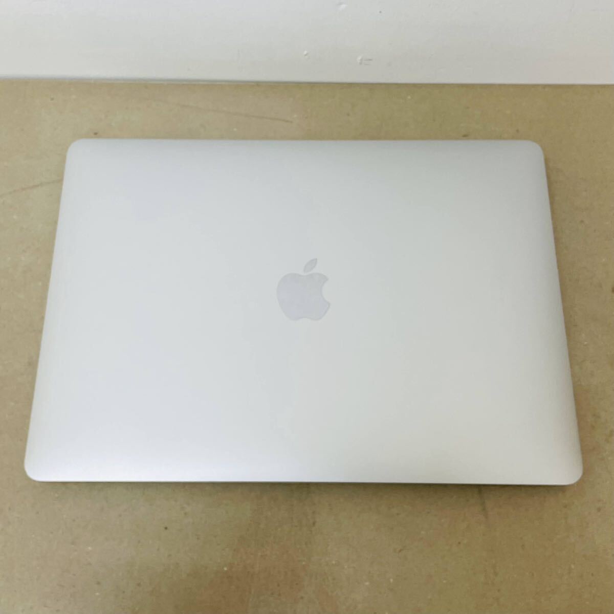 MacBook Air  13-inch M1  2020 8C  CPU/8C  GPU 16GB  SSD 512GB 箱あり  i18081  80サイズ発送  の画像8