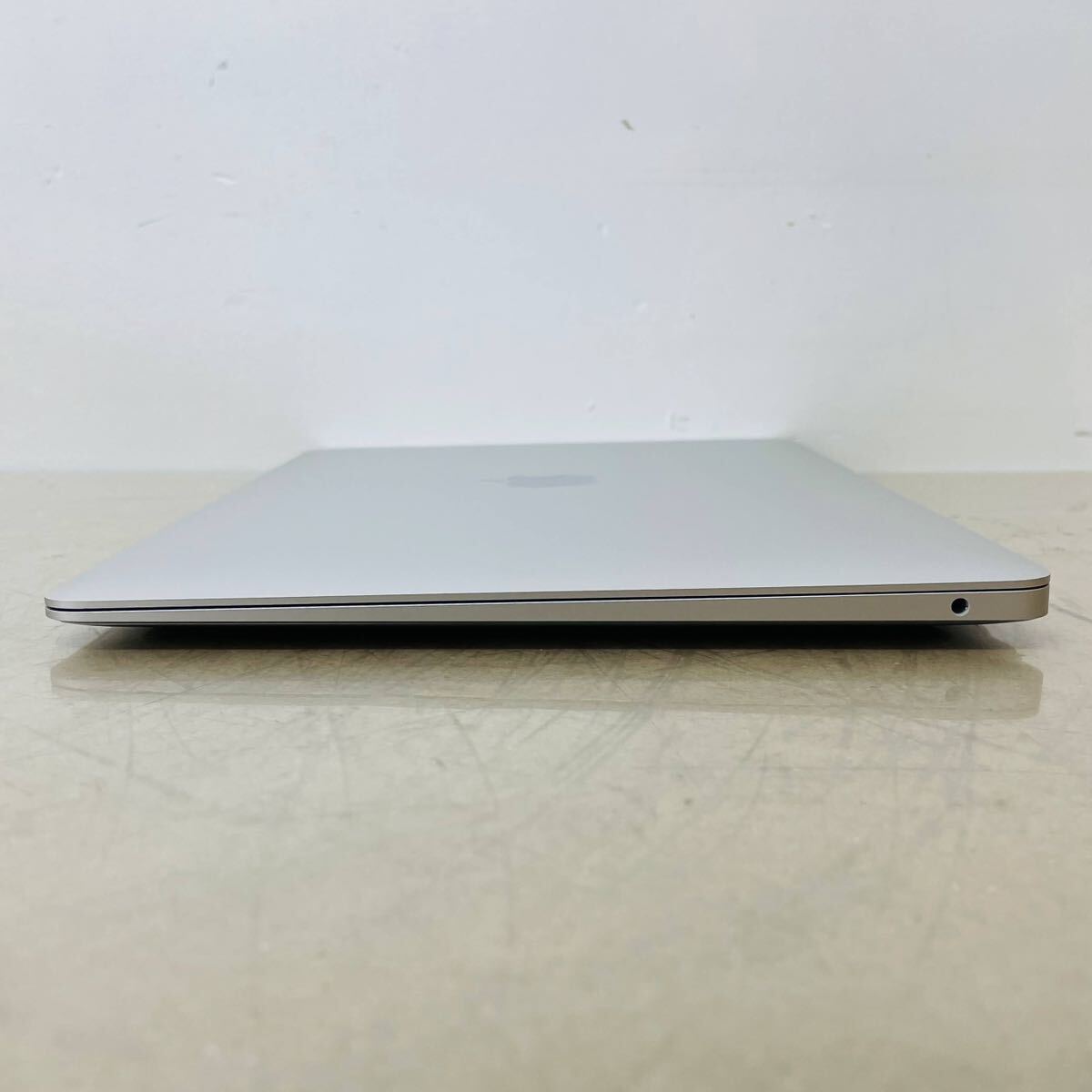 MacBook Air  13-inch M1  2020 8C  CPU/8C  GPU 16GB  SSD 512GB 箱あり  i18081  80サイズ発送  の画像7