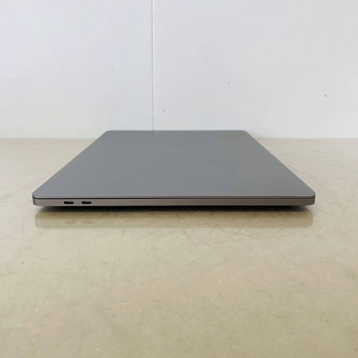 MacBook Pro (16 -inch, 2019) i9 32GB RADEON pro 5500M 1TB box equipped i18098 100 size shipping 