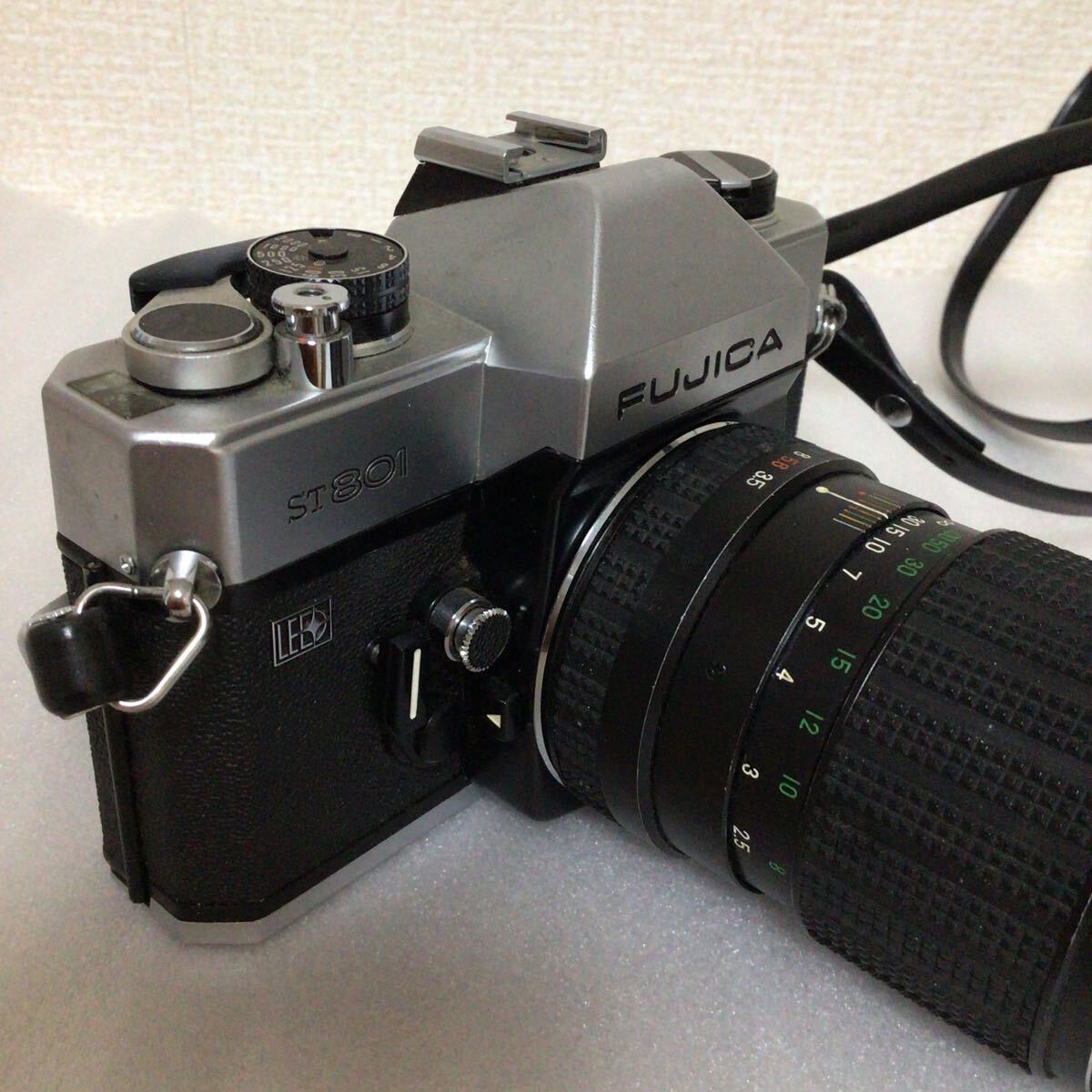 【32】★現状品★フィルムカメラ フジカ FUJICA ST801 レンズ FUJINON・T 1:3.5 / 135 FUJI PHOTO FILM の画像5
