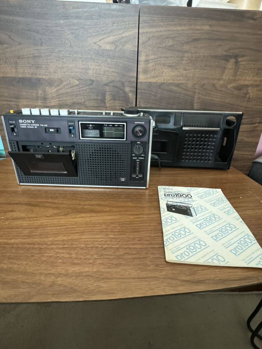 [ Junk ]SONY radio-cassette CF-1900 Sony cassette recorder Showa Retro 