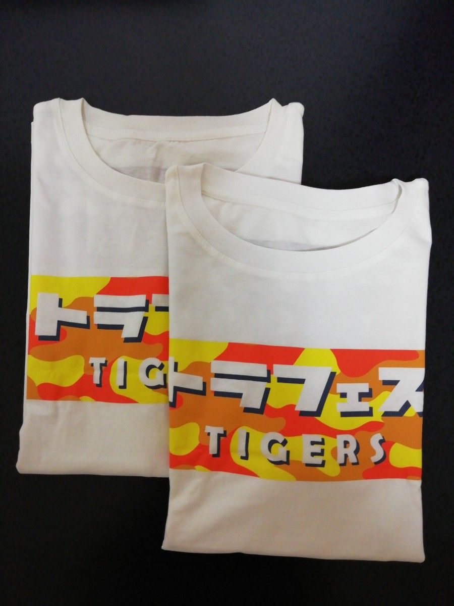阪神タイガース　Tシャツ　２枚セット