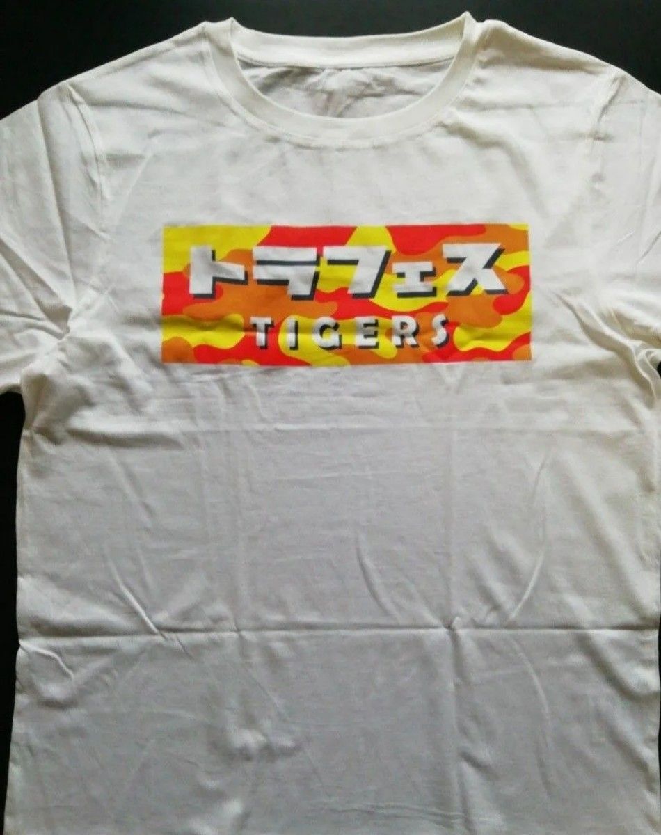 阪神タイガース　Tシャツ　２枚セット