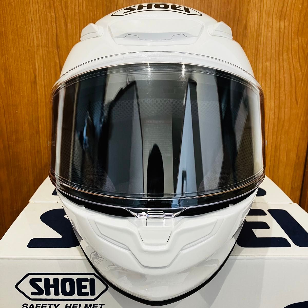 使用僅か 無傷の超美品 SHOEI Z-8 付属品全て有り Mサイズ