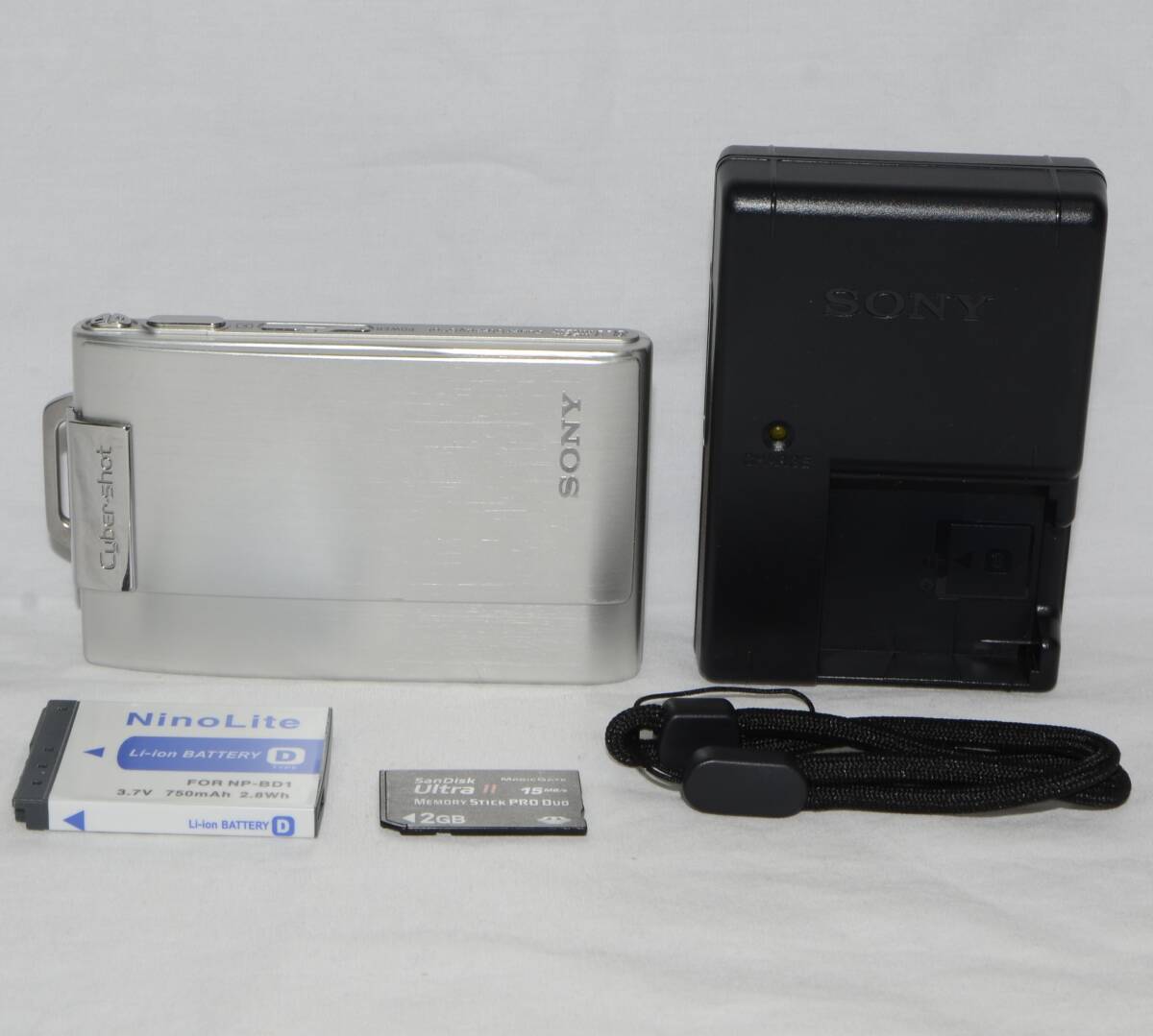 【海外版】SONY Cyber-shot DSC-T200 シルバー (動作確認済)_画像1