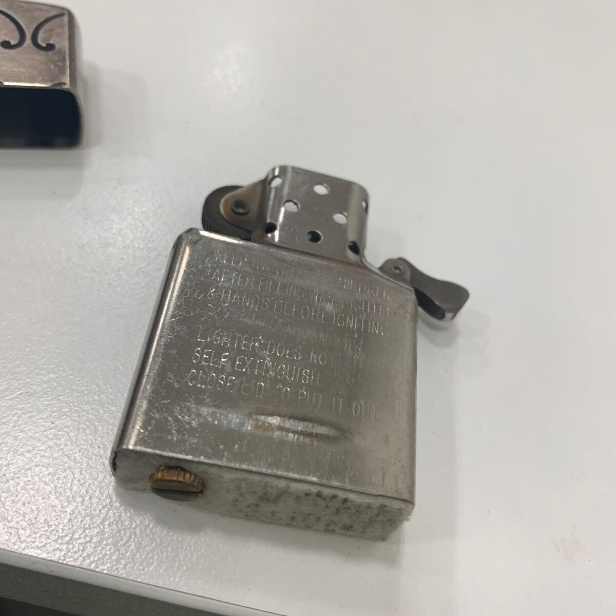 ZIPPO ジッポー　LIMITED 57/100 ライター　トライバル　アーマー アラベスク //エッチング 彫刻　シルバー 燻し ARMOR _画像8