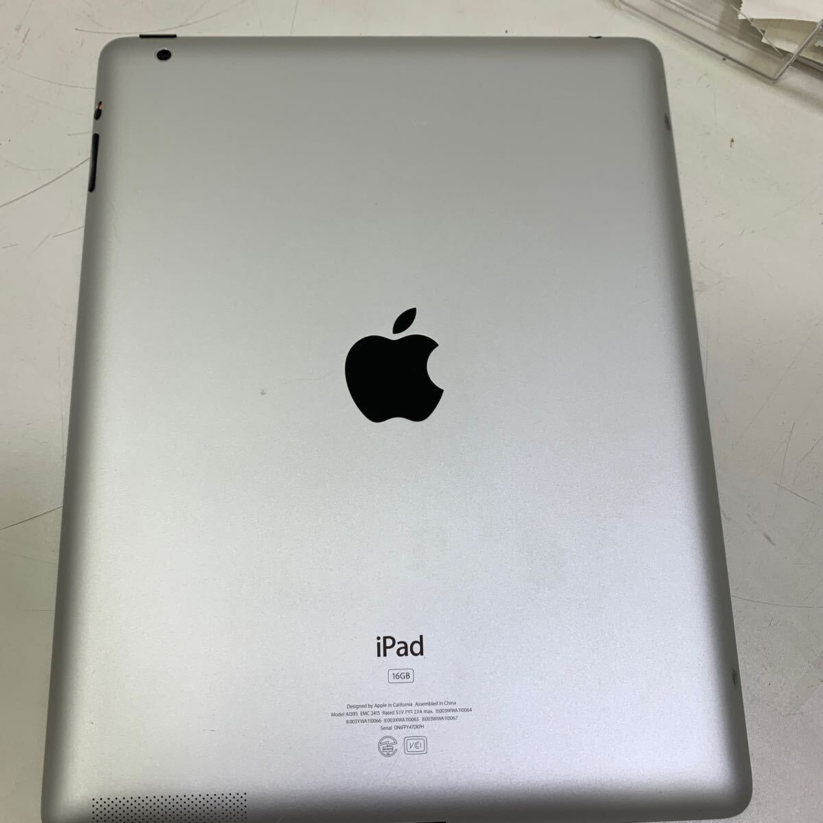 Apple iPad A1395 初期化済み　16GB _画像3