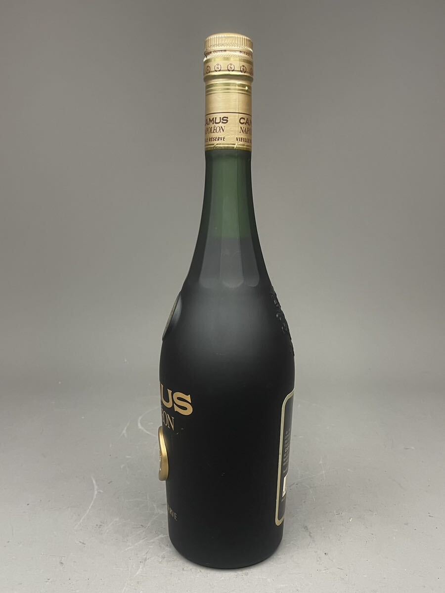 広) CAMUS カミュ NAPOLEON ナポレオン VIEILLE RESERVE COGNAC 古酒 700ml 40% 未開栓 洋酒の画像2