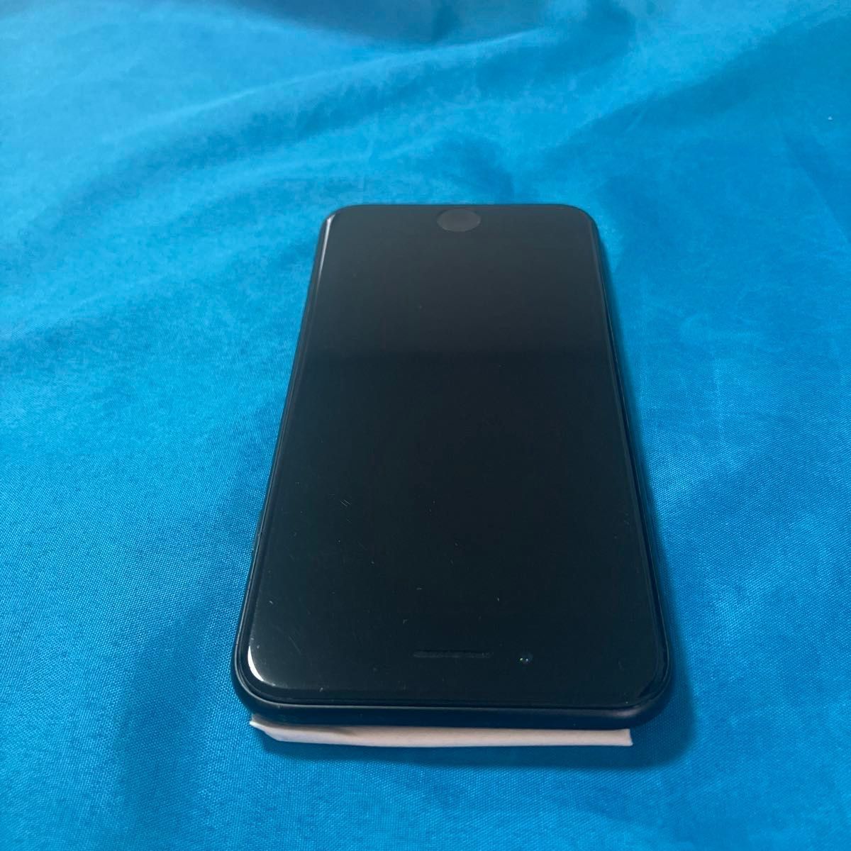 迅速発送iPhone SE 第2世代 ブラック 64GB  SIMフリー 本体　バッテリー最大容量100%表示エラー無　B2