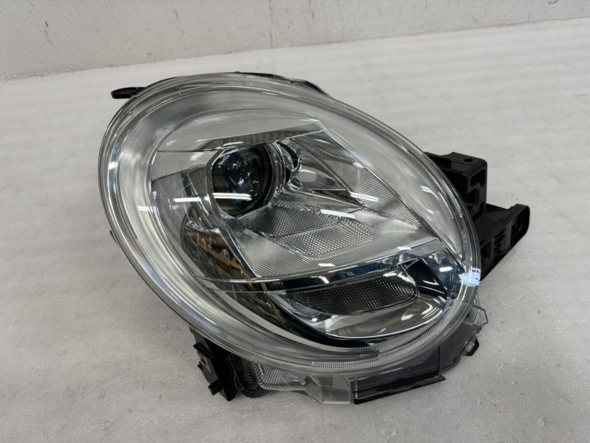 6A15 литье LA250S оригинальный LED передняя фара правый KOITO 100-69020 печать [K]