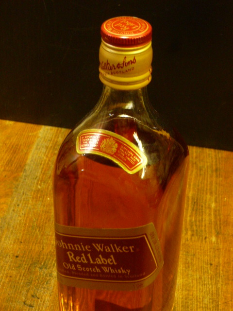 ジョニーウォーカー 赤ラベル キングサイズ（1L）旧ボトル Johnnie Walker Red Label 湾曲肩ラベル 43%vol　　JWR-0421-A_画像3
