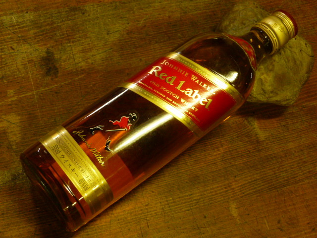 ジョニーウォーカー赤ラベル 金赤キャップ Johnnie Walker Red Label 700ml 40度 丸みの残るボトルの時代 ディアジオ社輸入  JWR-0404-Bの画像8